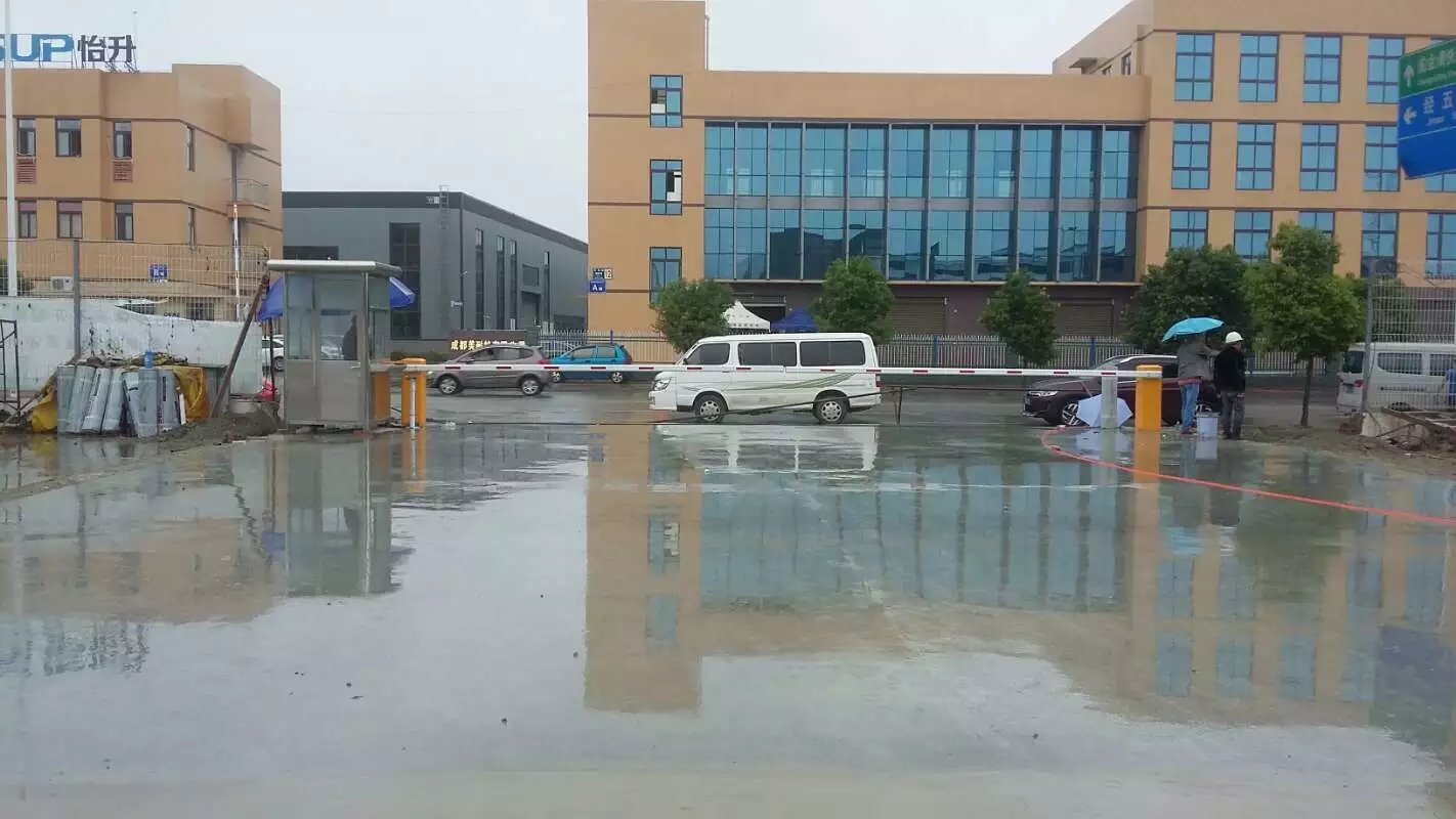 广灵县广灵县成都市物流公司道闸